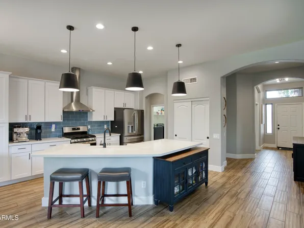 8524 E NIDO Avenue, Mesa, AZ 85209