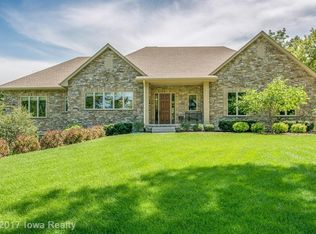 8052 Beardsley St, Norwalk, IA 50211