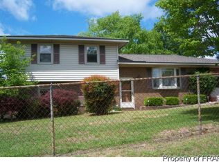 6605 Winthrop Dr, Fayetteville, NC 28311