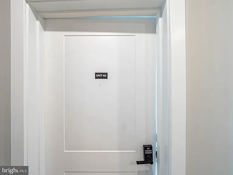 769 S 10th St #4A — Photo 2
