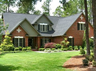 30 Augusta Dr, Southern Pines, NC 28387