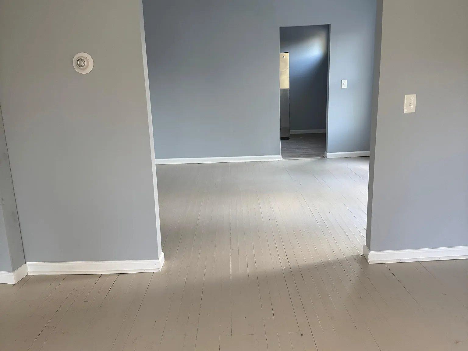 6 bed, 2256 sqft, $4,500 — Photo 4