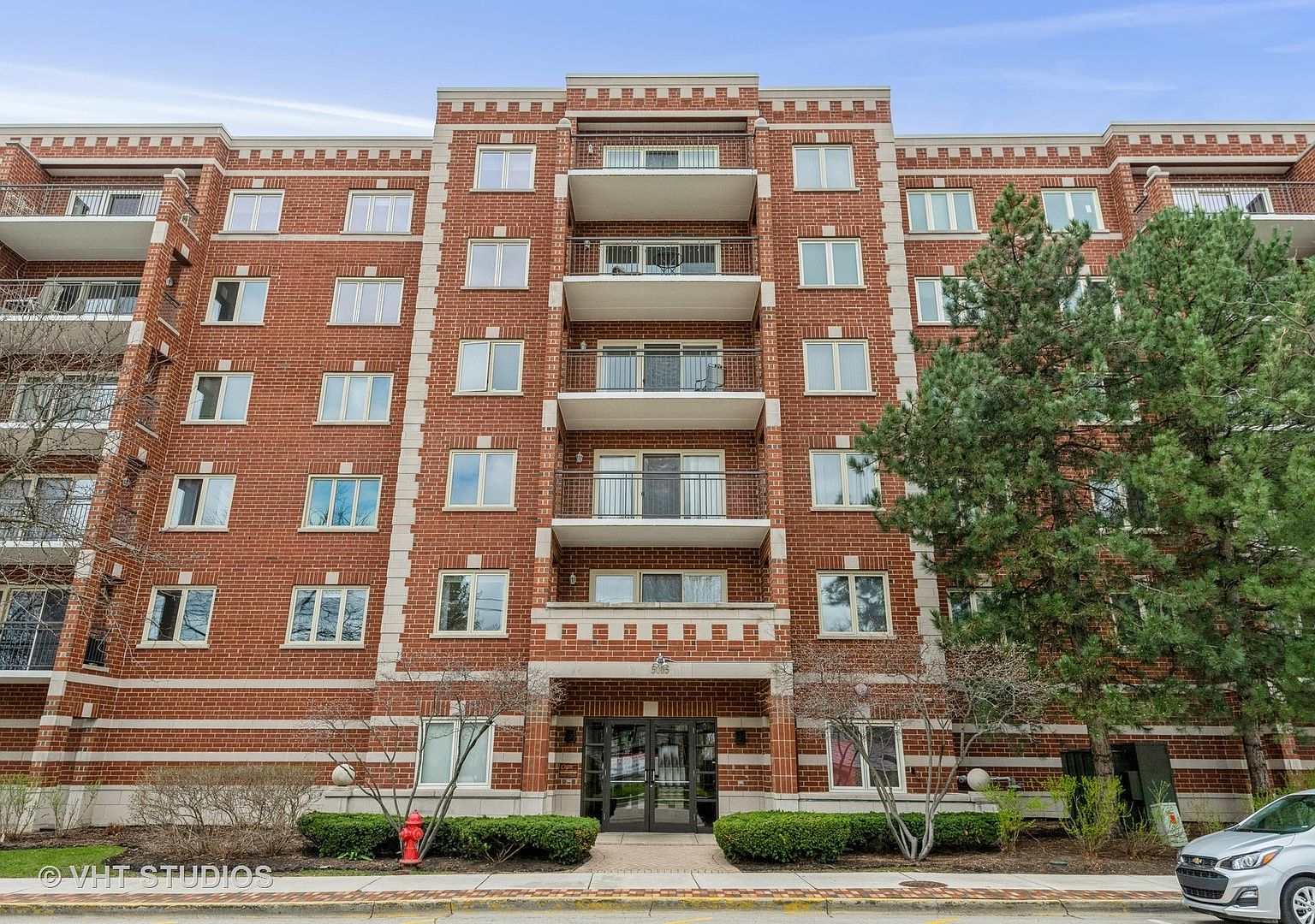 5005 Warren St #2-308, Skokie, IL 60077 | Zillow