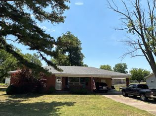 2536 Lee St, Poplar Bluff, MO 63901