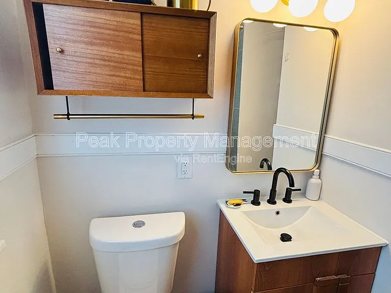 9 W Broad Rock Rd — Photo 16