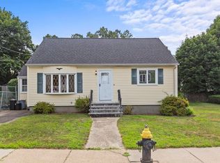 51 Waterman Rd, Roslindale, MA 02131