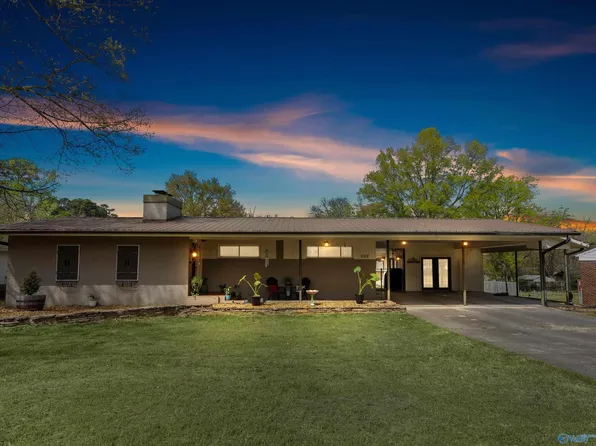 303 Wheeler St NW, Hartselle, AL 35640