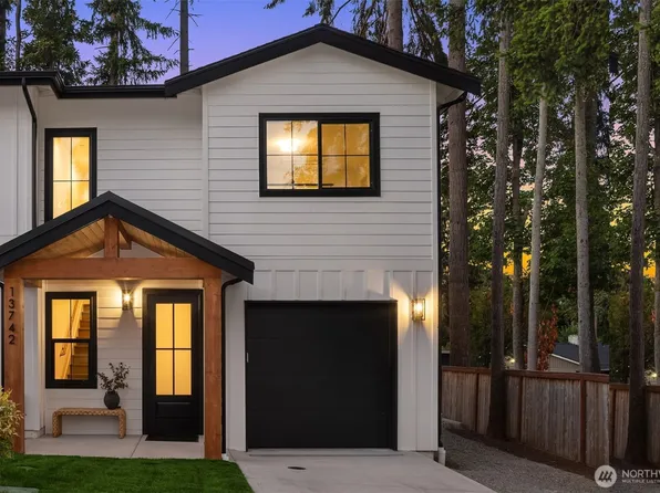 13742 NE 101st Street, Kirkland, WA 98033