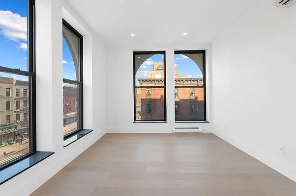 Rented by REAL New York | media 18