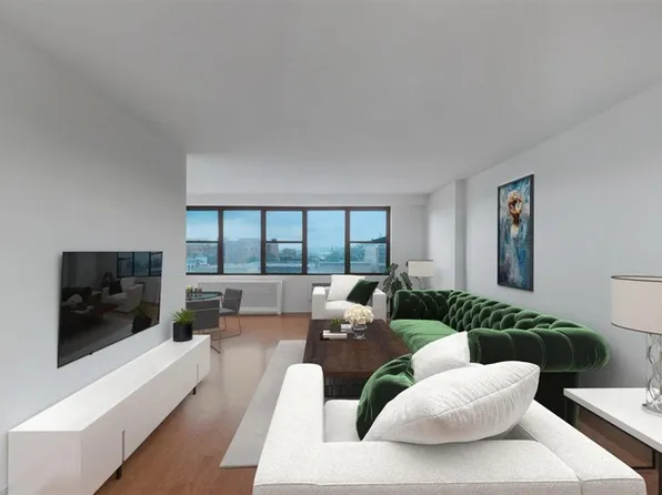 500 Central Avenue image 1 of 11