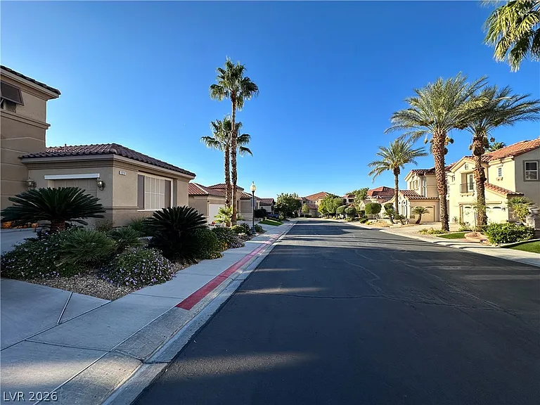 1211 Martini Dr — Photo 42
