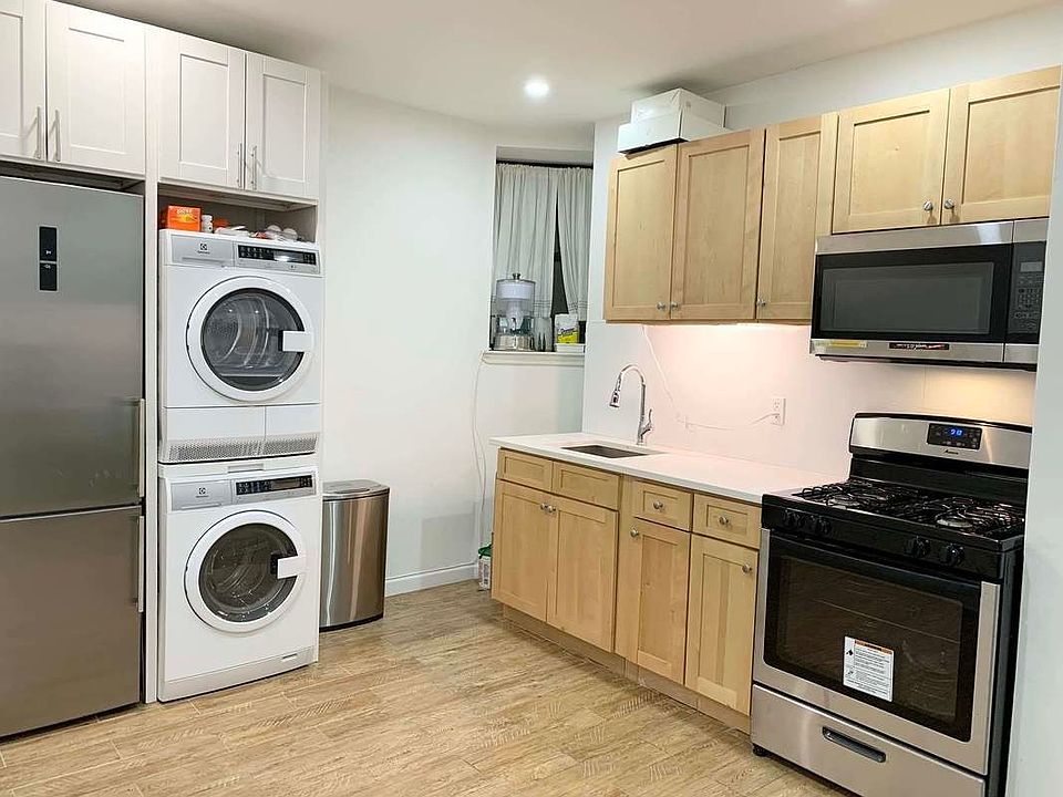 1st image of 334 E 105th St #1B
