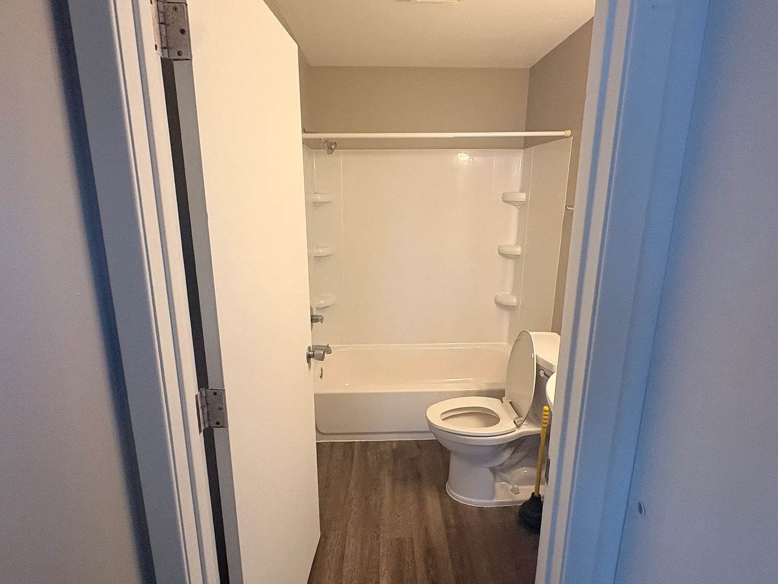 1 bed, 1.0 bath, 804 sqft, $800 — Photo 3