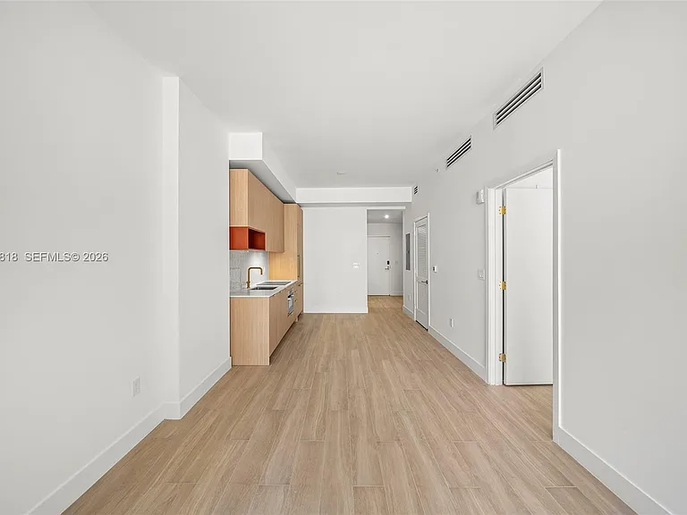 90 NE 32nd St #203 — Photo 17