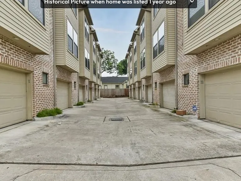 Floyd St — Photo 13