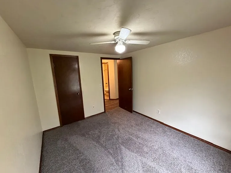 2124 Lonnie Ln — Photo 12