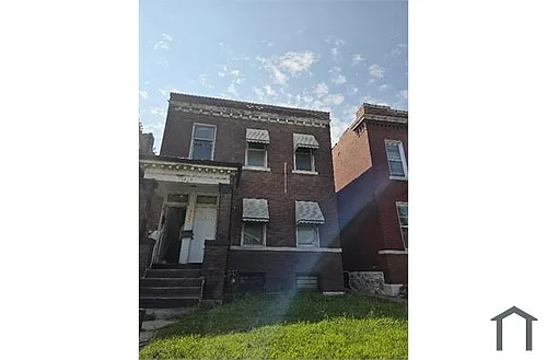 4223 Red Bud Ave #2F Photo 1 4223 Red Bud Ave #2F Photo 1