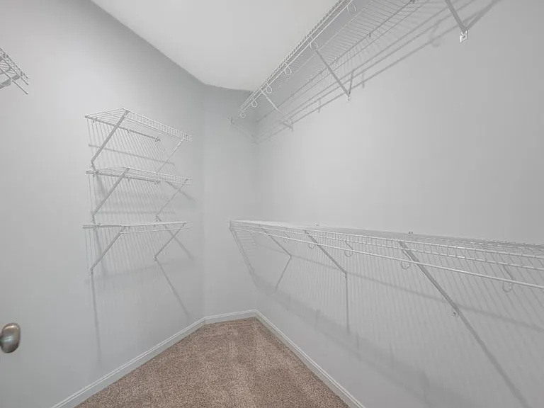 184 Old Pond Rd — Photo 12