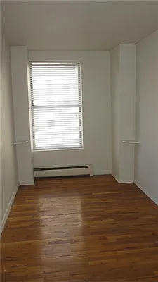 Rented by Bank Neary | media 8
