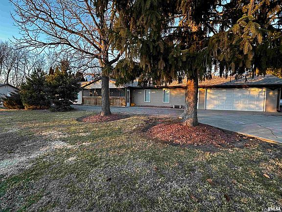 5th image of 2068 New Lake Rd