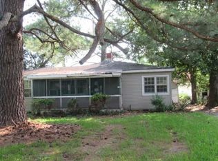 8238 McCloy Rd, Norfolk, VA 23505