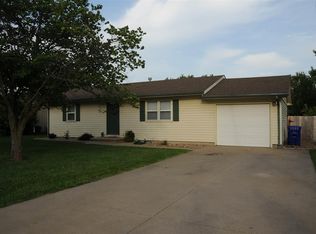 1621 N Ranch Rd, McPherson, KS 67460