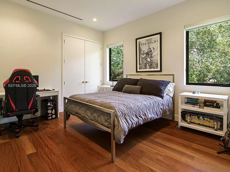 4760 SW 76th Ter — Photo 21