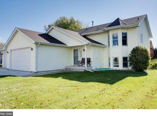 912 2nd Ave SW, Forest Lake, MN 55025