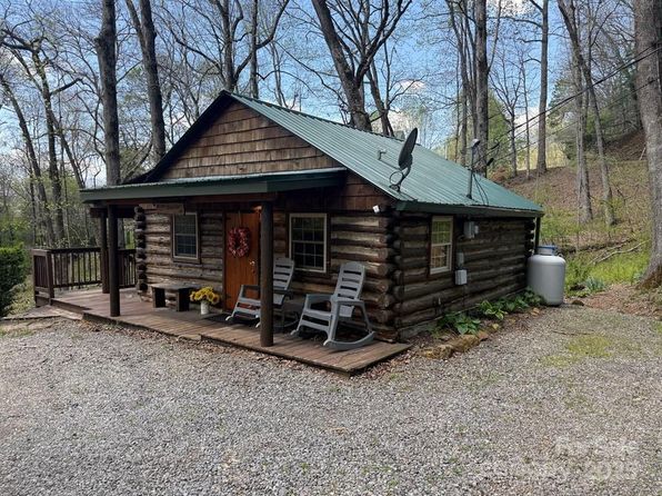 134 Gibson Cove Rd, Franklin, NC 28734