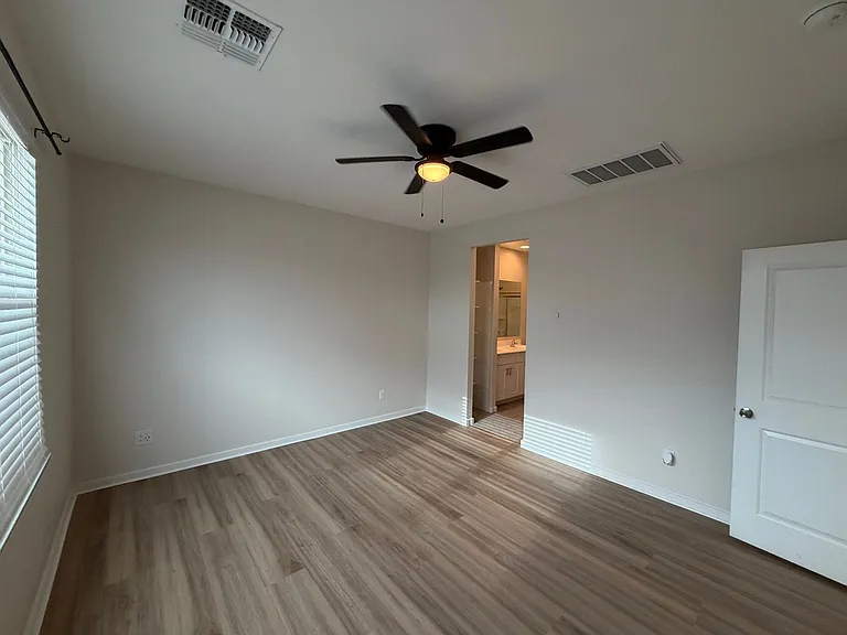 36987 N Sidewinder Dr — Photo 10