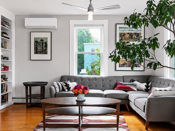 3rd image of 246 Cypress St #4