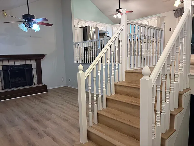 304 NE Dreamweaver Ave — Photo 6
