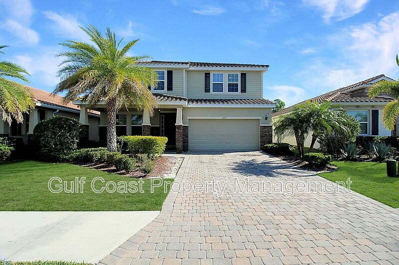 1st image of 2914 Esmeralda Dr