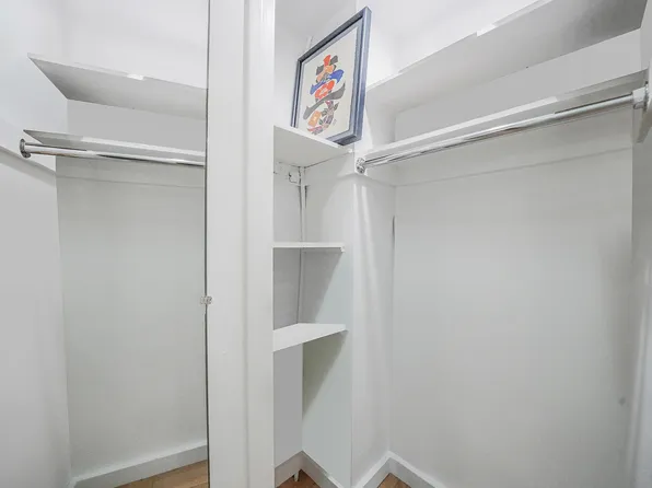 460 East 79th Street image 7 of 9