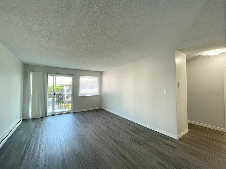 22235 119th Ave #303 — Photo 14