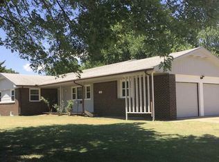 1140 E Denker St, Wichita, KS 67216
