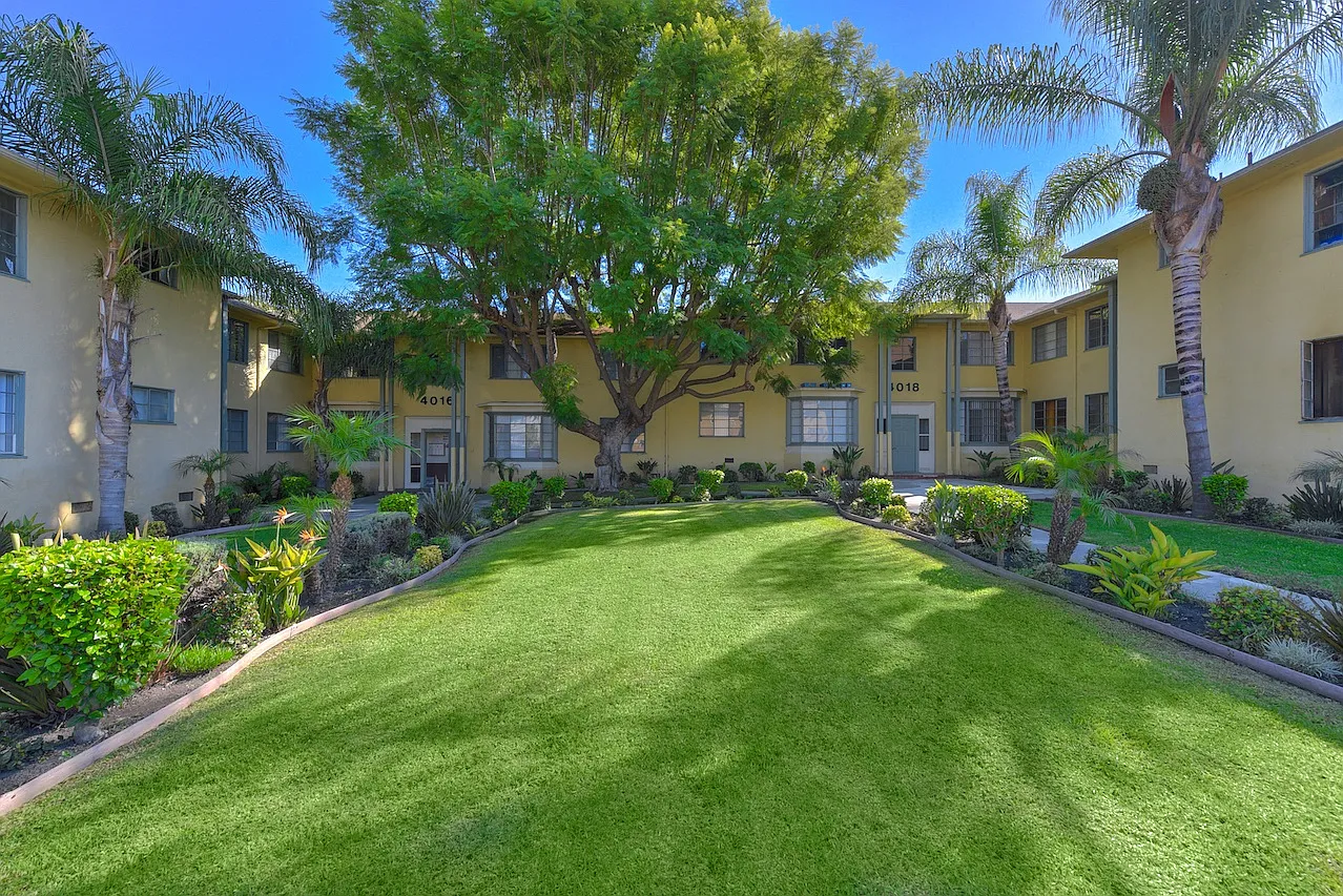 Acclaim at Baldwin Village — Photo 1