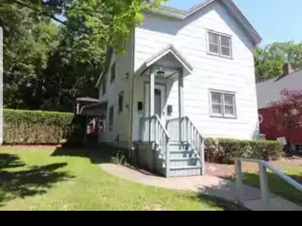 45 Hickory St