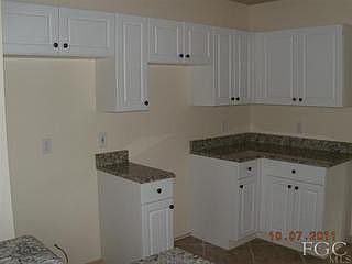 4th image of 218 SE 23rd Ter