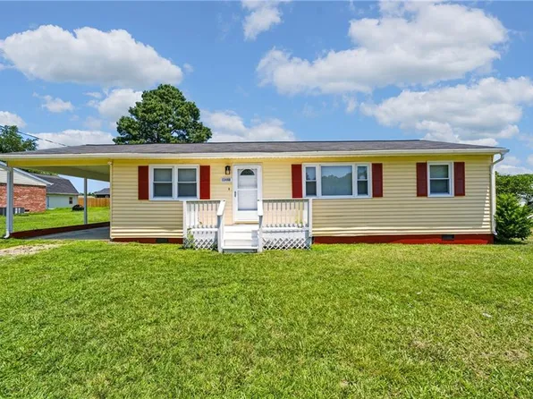 13408 Martha Cir, Smithfield, VA 23430