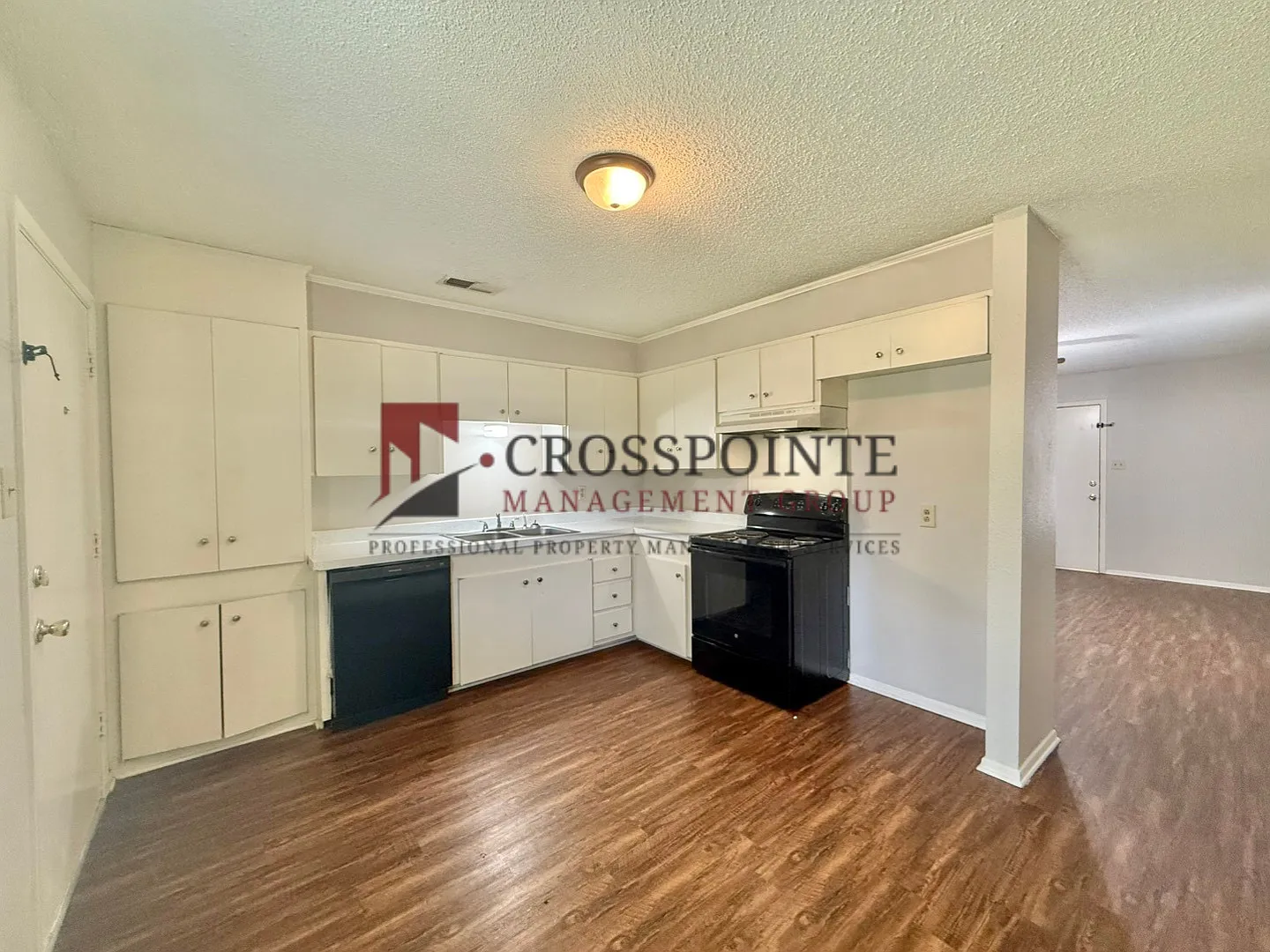 2 Bedroom 1 Bath Duplex in West Tyler! Tour Today! — Photo 4