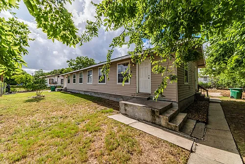 508 Bee St Photo 1