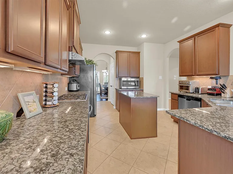 18735 Waketon Dr — Photo 15