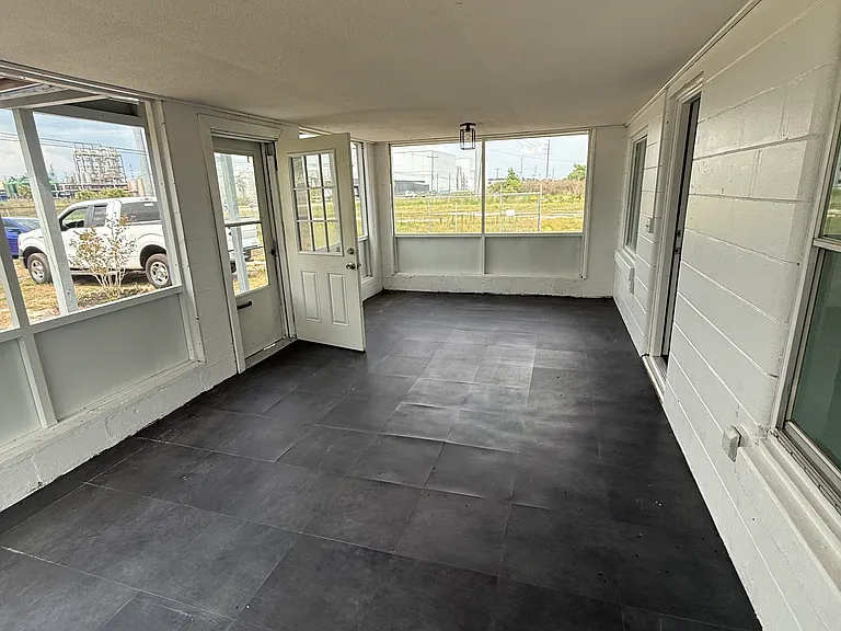 913 Tarpon Rd #420 — Photo 3