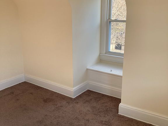 3rd image of 285 South St #1