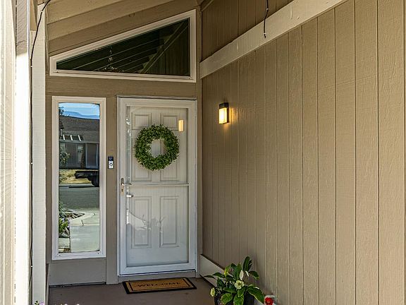 3rd image of 7219 Mountainside Dr