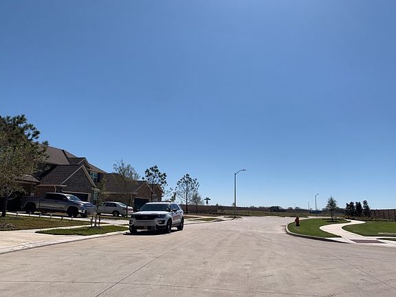4th image of 10525 Clouds Rest Dr