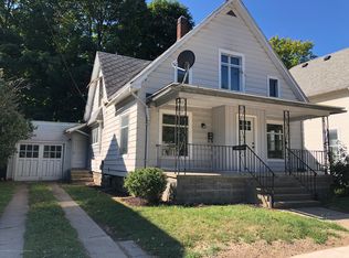 319 W Lovett St, Charlotte, MI 48813