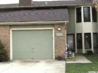 15503 Roxboro Dr, Middleburg Heights, OH 44130