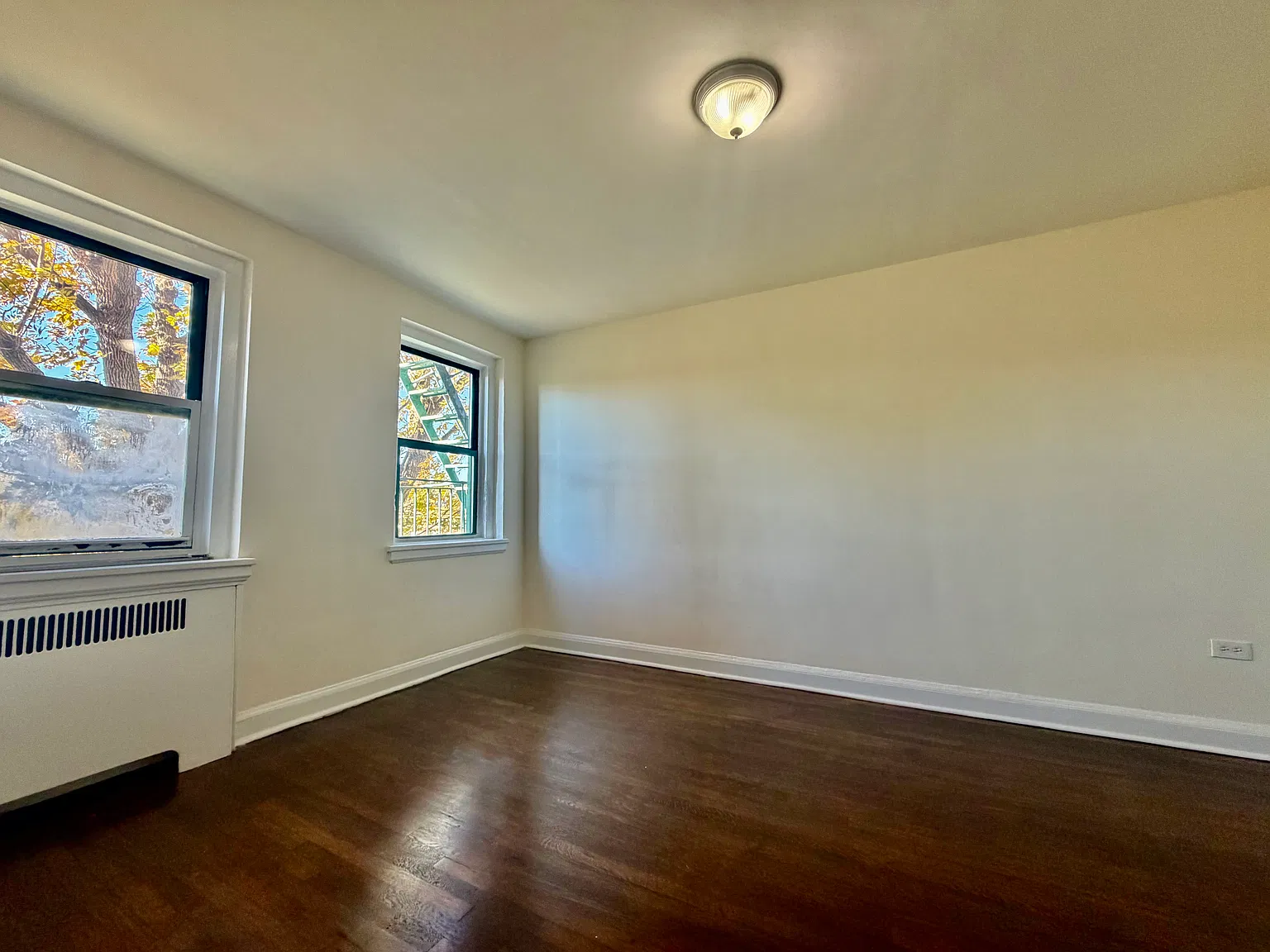 Ravine Ave, Yonkers — Photo 4